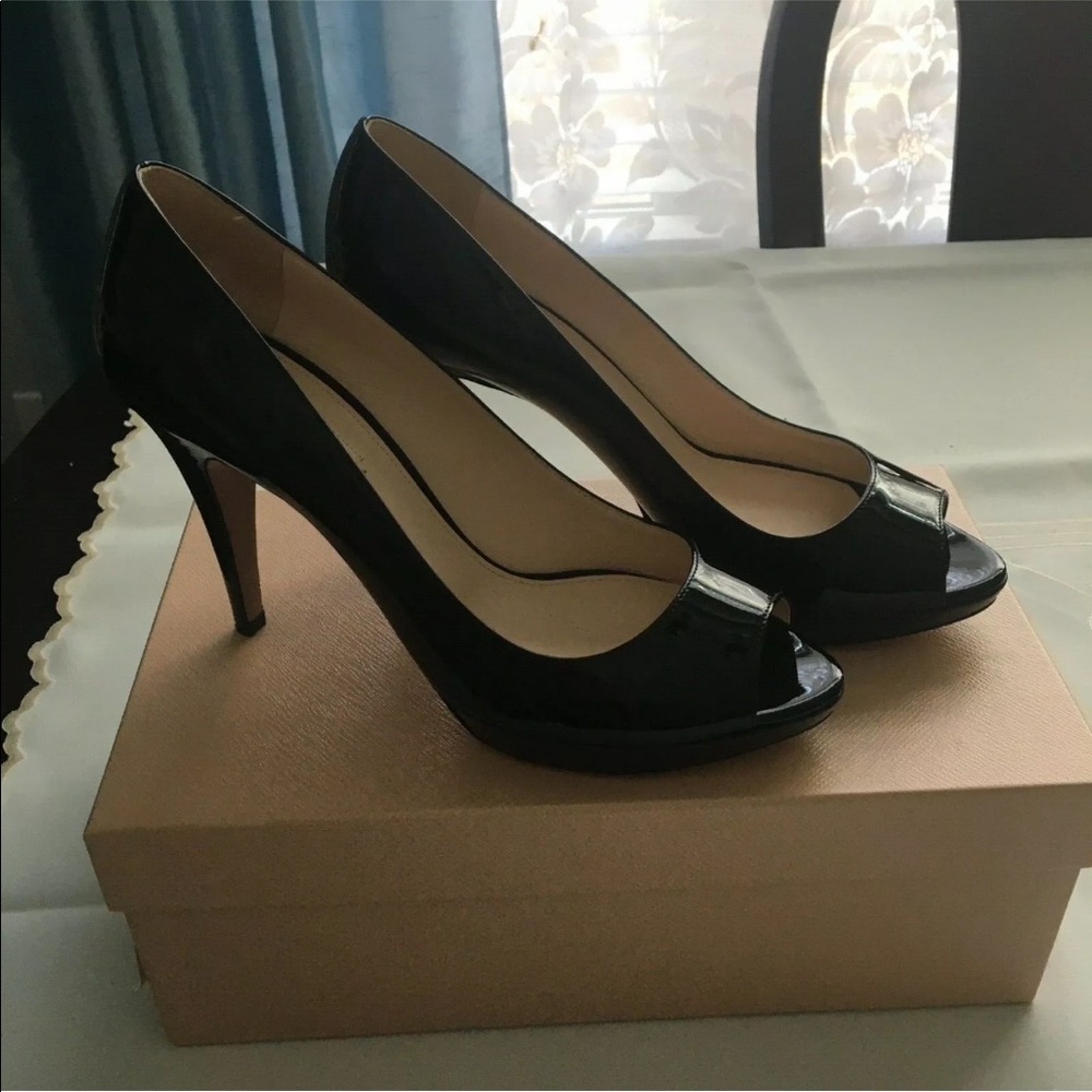 Prada open toe heels size 39.5 pattern leather